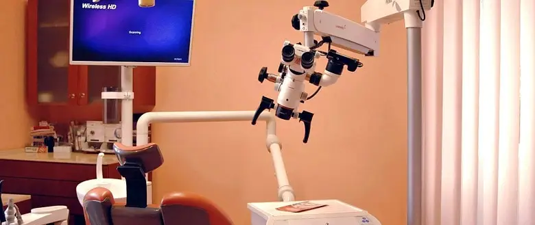 Hősök Tere Fogászat - Fogászati centrum implantátumok hs-dental.hu Budapest mikroszkópos gyökérkezelés 5